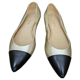 Chanel Two-Tone Cap Toe Ballet Flats Black Golden