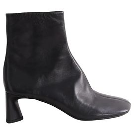 Botas Balenciaga de piel negra Negro