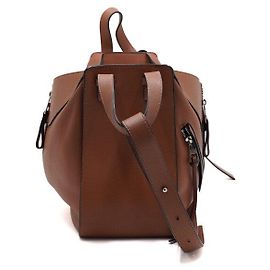 Loewe Borsa Tote e Borsa a Spalla a Tracolla Hammock Small Tan Marrone