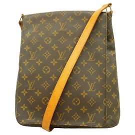 Bolso de hombro Louis Vuitton Monogram Musette Castaño