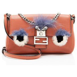 Bolsa Baguette Fendi em couro nappa, pele de raposa e cristais Micro Buggie Laranja