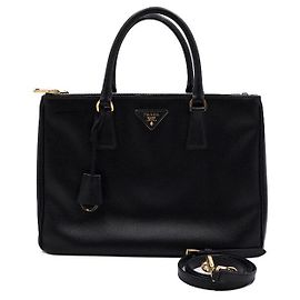 Prada Bolsa Tote e Bolsa de Ombro SAFFIANO LUX Black Preto