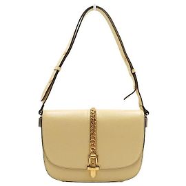 Gucci Bolsa de ombro e transversal Sylvie em couro dourado para mulher Dourado