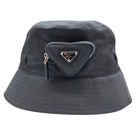 Prada Bob Re Nylon Noir