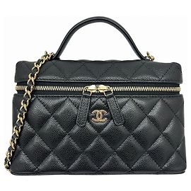 Beauty Case Chanel Matelassé Chain Nero