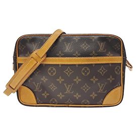 Sac à l'épaule Louis Vuitton Trocadero 27 Marron