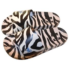 Off White Off-White Pool Slides Zebra Print Black White Zebra print