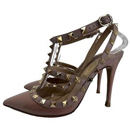 Valentino Garavani Escarpins Rockstud Vernis Beige Nude Beige Doré