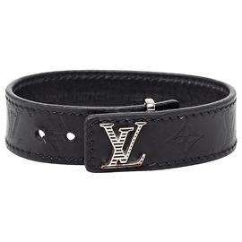 Bracelet Louis Vuitton Monogram LV Slim Shadow Charm Noir