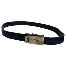 Cinturón Gucci negro T.70 Negro