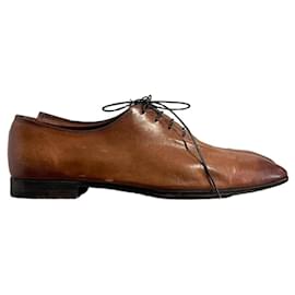 Derbies Berluti camel T.45 Kamel