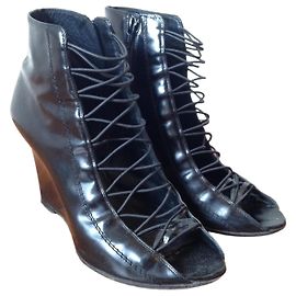 Bottines Givenchy en cuir noir à talons compensés 39 Noir