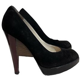 Escarpins Yves Saint Laurent noirs T.35 Noir