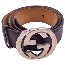 Gucci Cinto ssima de couro marrom com fivela entrelazada prateada Tamanho 95/38 Marrom
