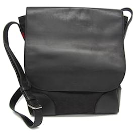 Gucci GG Canvas Messenger Bag Black