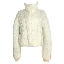 Veste matelassée Chanel blanche Blanc