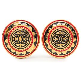 Orecchini Chanel Gold CC placcati oro ed smalto rotondo con clip Altro