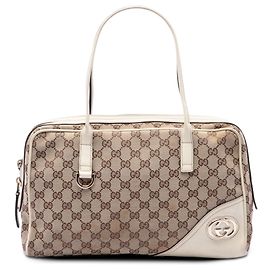 Bolsa de ombro New Britt em lona GG bege Gucci Bege