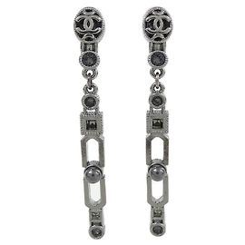 Orecchini a lobo Chanel Gray and Silver Marrone Argento
