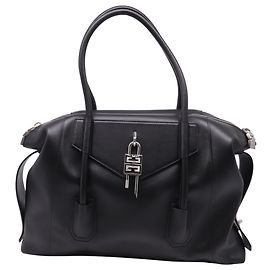Sac cabas Antigona Lock Soft Medium en cuir noir Givenchy Noir