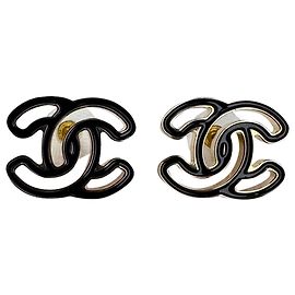 Chanel CC Enamel Stud Earrings in Black Resin Black