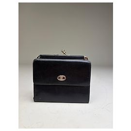 Céline Carteira vintage Celine de couro com fecho kiss lock preta e prata Preto