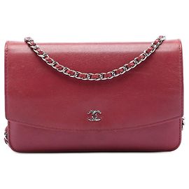 Borsa a tracolla con catena Chanel CC Caviar Sevruga rossa Rosso
