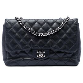 Bolsa de Ombro Chanel Jumbo Classic Caviar Single Flap Preta Preto