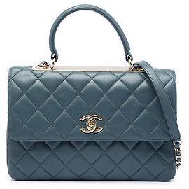 Bolsa Chanel Medium de pele de cordeiro azul com CC Trendy Azul