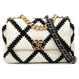 Bolso Chanel 19 de piel de becerro de crochet blanco, tamaño Medium Blanco