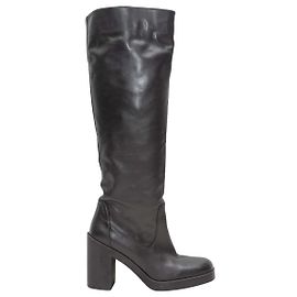 Black Stuart Weitzman Knee-High Heeled Leather Boots Size 11B Black