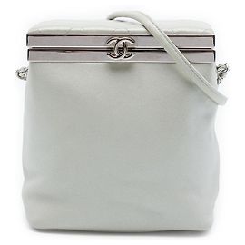 Borsa Vanity Chanel CC in vitello metallizzato bianco Bianco