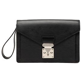 Clutch Dragonne Epi Sellier preta Louis Vuitton Preto