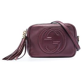Borsa a tracolla Soho Disco Gucci in vitello metallizzato rosso Rosso