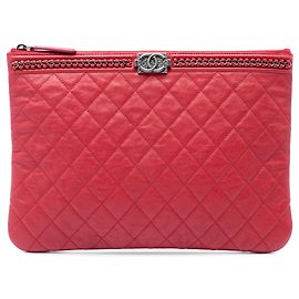 Clutch Boy Case Chanel em pele de cordeiro acolchoada com corrente, Vermelho, Medium Vermelho
