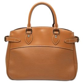 Sac à main Louis Vuitton Epi Passy PM Marron Marron