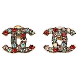 Orecchini Chanel CC placcati oro con strass e chiusura a farfalla D'oro