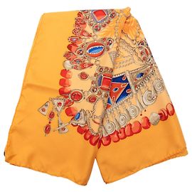 Pañuelo de seda Hermès Terres Precieuses Amarillo 90 Scarves Amarillo