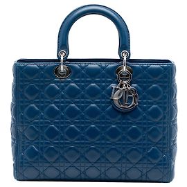Borsa Lady Dior Large in pelle d'agnello Cannage blu Blu