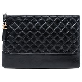 Clutch Chanel Large Gabrielle O Case in vitello invecchiato nero Nero