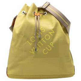 Saco Balde Louis Vuitton Damier Geant LV Cup Volunteer Green Verde