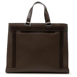 Sac Business Louis Vuitton Taiga Kasbek PM Marron Marron