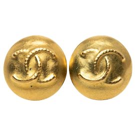 Orecchini a cerchio Chanel CC placcati oro D'oro