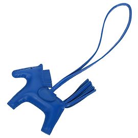 Charm per borsa Hermès Grigri Rodeo PM in pelle di agnello Milo blu Blu