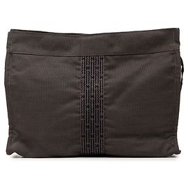 Hermès Herline Clutch aus grauem Canvas Grau