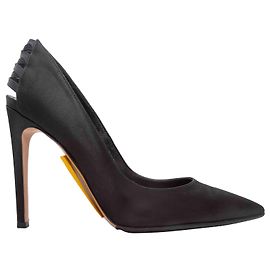 Black Gianvito Rossi Satin Pointed-Toe Pumps Size 38.5 Black
