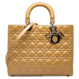 Lady Dior Large Satchel aus Lackleder Cannage Tan Kamel