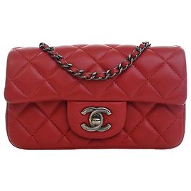 Borsa a tracolla Chanel Extra Mini Rectangular Classic in pelle d'agnello rossa con patta singola Rosso