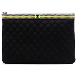 Clutch Chanel Large Quilted Nylon Fluo Boy O Case Nera Nero