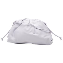 Bolsa Mini Pouch Crossbody em pele de cordeiro roxa Bottega Veneta Roxo